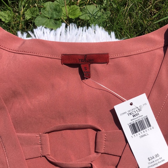 🩶5/$30 BKE Red Brand Dusty Rose Pink Criss Cross Short Sleeve Top Size Small NEW - Picture 5 of 12